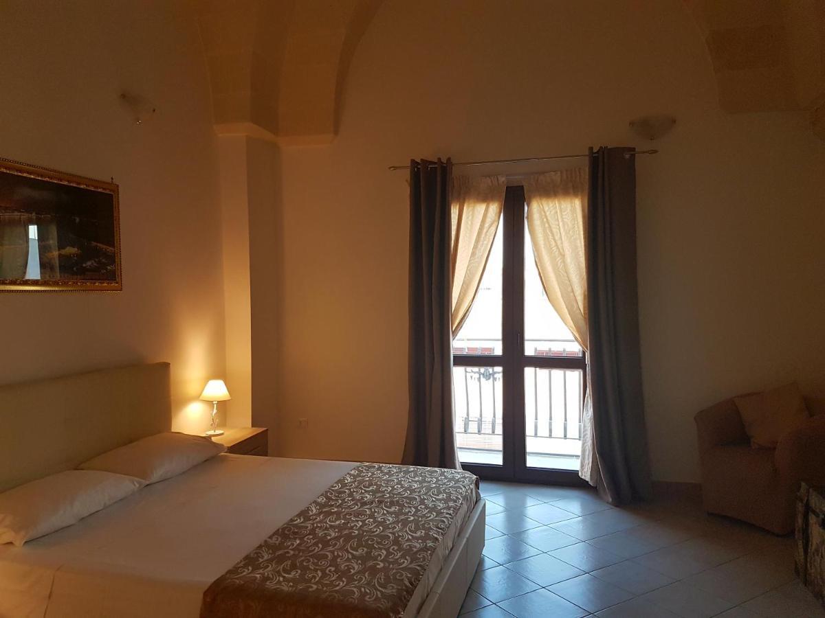 Alimar B&B Lizzano  Bagian luar foto