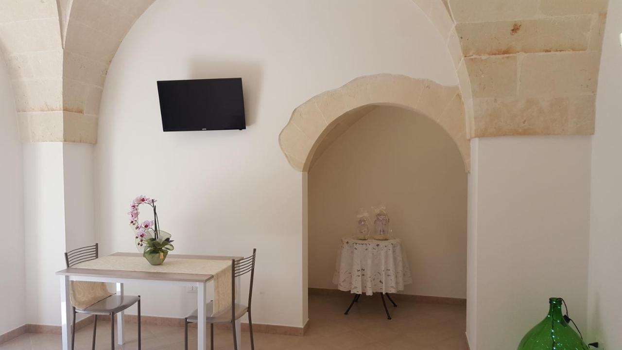 Alimar B&B Lizzano  Bagian luar foto