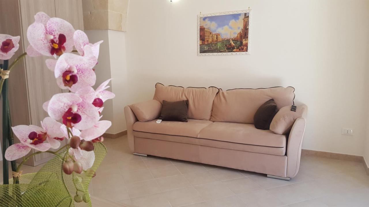Alimar B&B Lizzano  Bagian luar foto